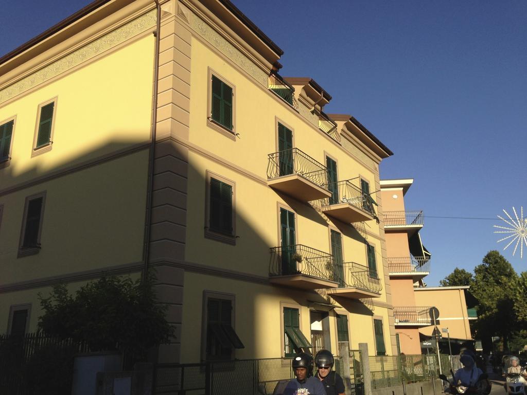 La Casa Di Aaron Lägenhet Rapallo Exteriör bild